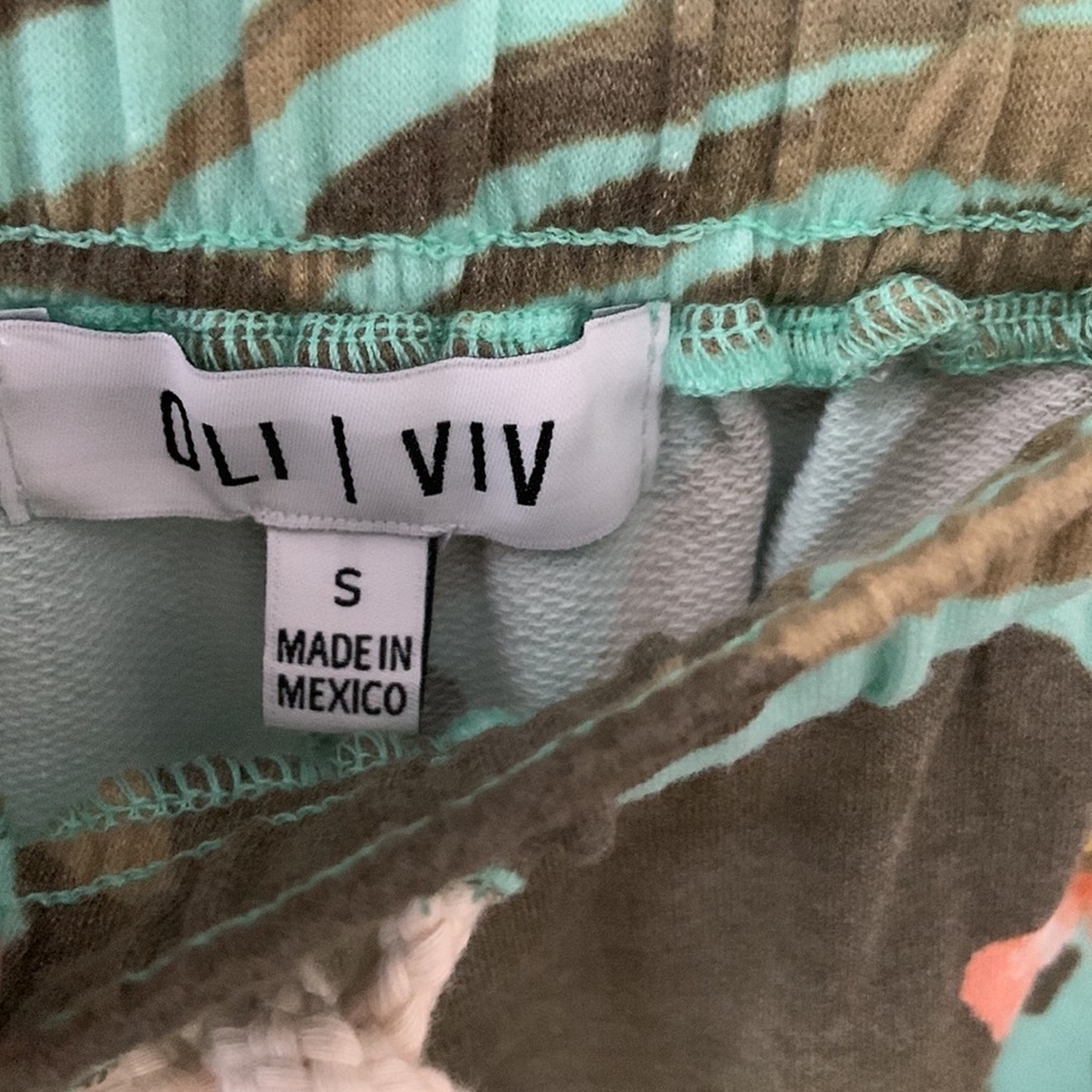 Oli Viv Aqua Green Tropical Floral Lounge Shorts Coordinating Set - Picture 9 of 10
